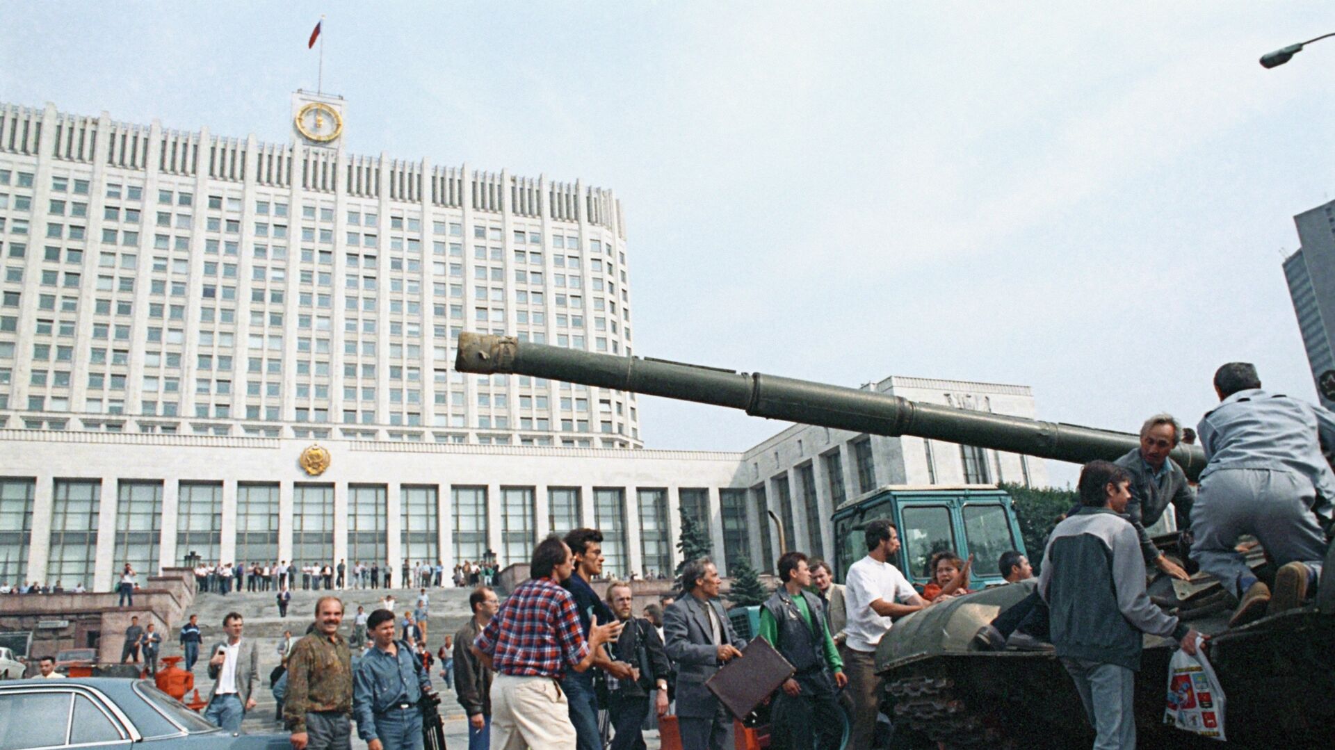 Как один день изменил судьбу страны: Августовский путч 1991 года