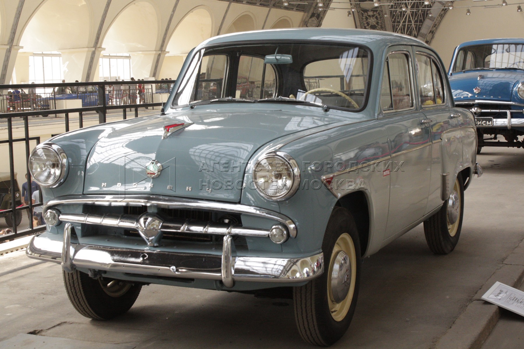 Очарование и скорость: загадка Москвича 1956 года